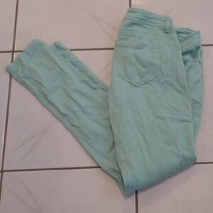 4/$60 Mint Green Soft Skinny Jeans - Size 3/4